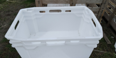 I will sell plastic boxes euro containers full of