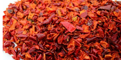 We import dried red and green peppers from Uzbekistan,