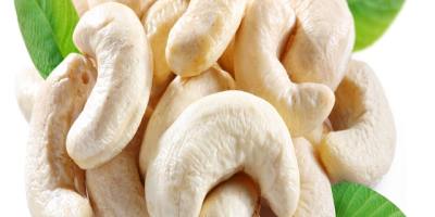 Raw natural cashews are high in protein and low