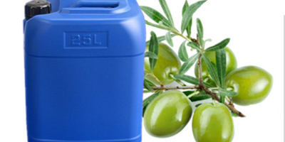 Olivenöl wird direkt aus frischen Olivenfrüchten kaltgepresst. Da es