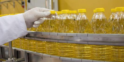 we deal in crude and refined sunflower oil with