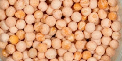 We offer chopped yellow peas from our own production.