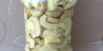 We offer for sale sliced and whole mushrooms in