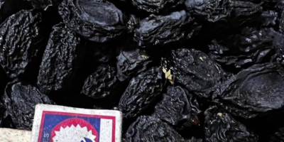 Sell prunes. Any quantity. We can also deliver.