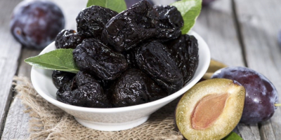 Sell prunes. Any quantity. We can also deliver.