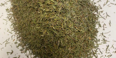 Dried thyme. Beautiful green with an intense scent. Packaging: