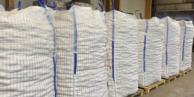 We are an Austrian company and sell high-quality yellow