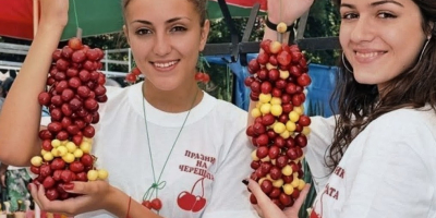 Продавам пресни Череши от ранни средно ранни и късни