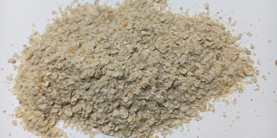 Здравейте, продавам грахови трици. Продуктът [phone] е богат източник