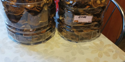 Vând bolete uscate de dafin din acest an. Preț