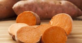 Картофель содержит железо и ниацин и содержит мало натрия