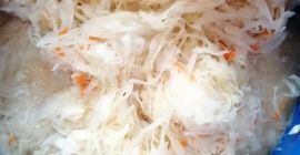 Sauerkraut white and red natural ways only on salt