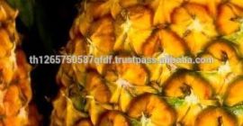 Ананасы сладкие, сочные фрукты, найденные в тропиках. Ананасы имеют