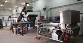 Hello, we cordially have machines for sorting garlic, blueberries,
