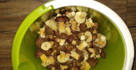 I will sell bay boletes. Feel free to contact