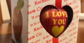I will sell occasional apples with the words &quot;I