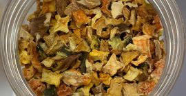 We import dried red and green peppers from Uzbekistan,