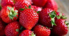 item value Style Fresh Product Type Berries Type Strawberry