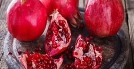 Melograno fresco 100% naturale ai frutti rossi in vendita