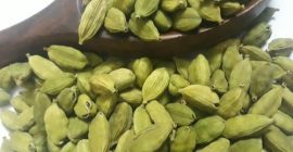 Cardamomo verde essiccato di alta qualità pronto per l&#39;esportazione