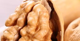 Walnussspezialität Walnüsse leckere Trockenfrüchte dünnhäutige Walnuss
