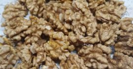 Продам в этом году колотые орешки, очень вкусные, побольше,