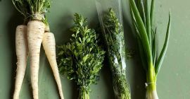 Vând legume proaspete DE LA PRODUCATOR, ceapa, patrunjel, marar.