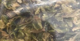 Dehydrated dried cabbage for sale. The dimensions are 10X10