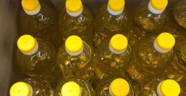 We have for sale refined sunflower oil in 1