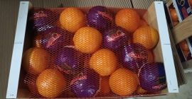 Ofer portocale direct din Spania însorită. Fructele sunt ambalate