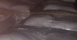 Ich werde Zucker in 50-kg-Säcken verkaufen. Ware vor Ort.