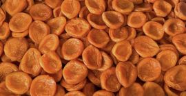 Dalinuts company sells raisins, apricots, hazelnuts, roasted salted pistachios,