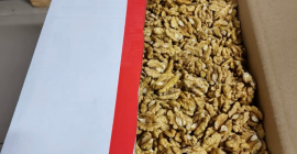 W ofercie posiadamy orzechy włoskie, karton biały na eksport: