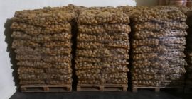 Продавам картофи, сортовете Гала и Денар, много вкусни, дебели,