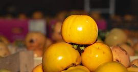 Сушени каки – природно сладак, без додатог шећера: •